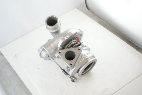 Turbosprężarka 704059-1 GARRETT Turbosprężarka 704059-1 GARRETT