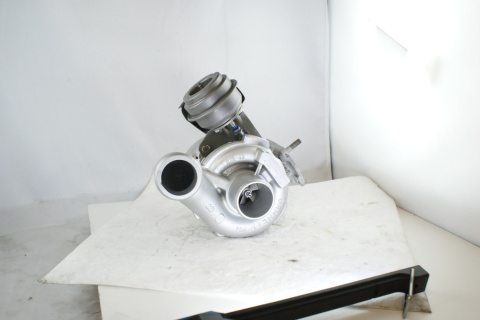 Turbosprężarka 712766 ALFA ROMEO 147 156 FIAT Turbosprężarka 712766 ALFA ROMEO 147 156 FIAT
