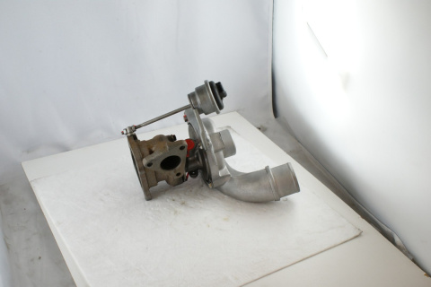 Turbosprężarka 53039700014 RENAULT VOLVO 1,9TD Turbosprężarka 53039700014 RENAULT VOLVO 1,9TD