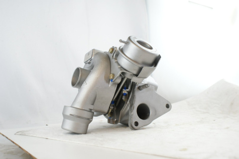 Turbosprężarka 54399700070 NISSAN RENAULT 1,5DCI 106KM Turbosprężarka 54399700070 NISSAN RENAULT 1,5DCI 106KM