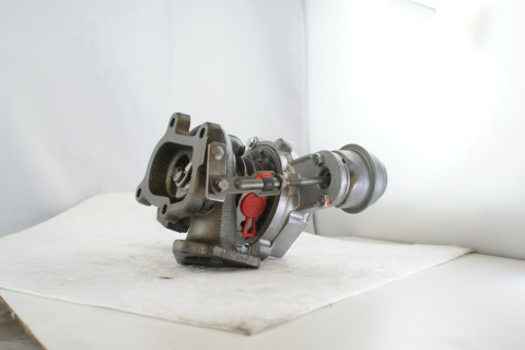 Turbosprężarka 708867-2 GARRETT Turbosprężarka 708867-2 GARRETT