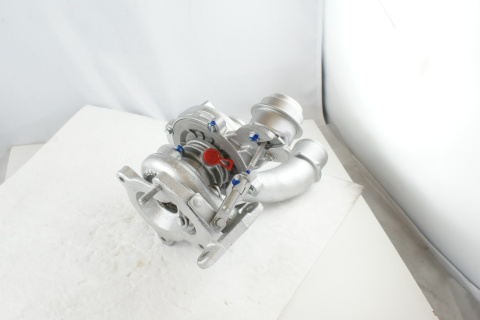 Turbosprężarka 751768 MITSUBISHI NISSAN OPEL VOLVO Turbosprężarka 751768 MITSUBISHI NISSAN OPEL VOLVO