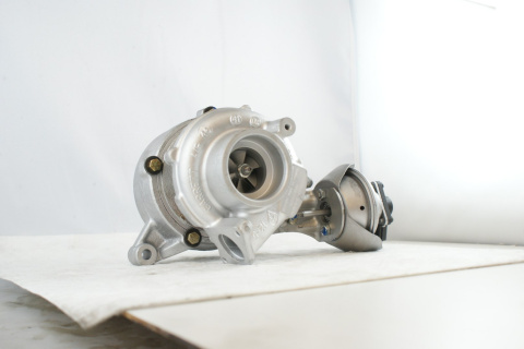Turbosprężarka 753556-0002 GARRETT Turbosprężarka 753556-0002 GARRETT