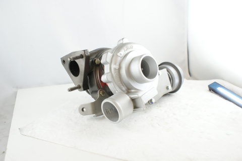 Turbosprężarka 760680-0003 GARRETT Turbosprężarka 760680-0003 GARRETT