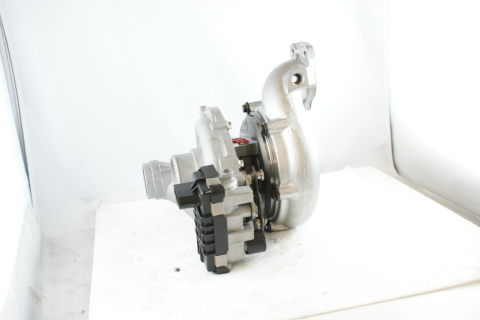 Turbosprężarka 777318-0002 GARRETT Turbosprężarka 777318-0002 GARRETT