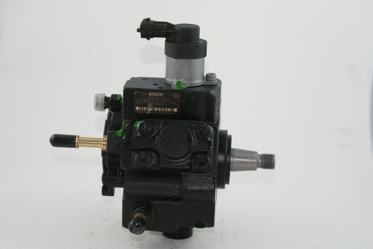 Pompa wtryskowa CR 0445010102 BOSCH Pompa wtryskowa CR 0445010102 BOSCH