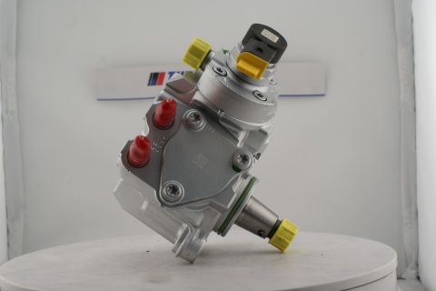 Pompa wtryskowa 0445011524 BOSCH CP4